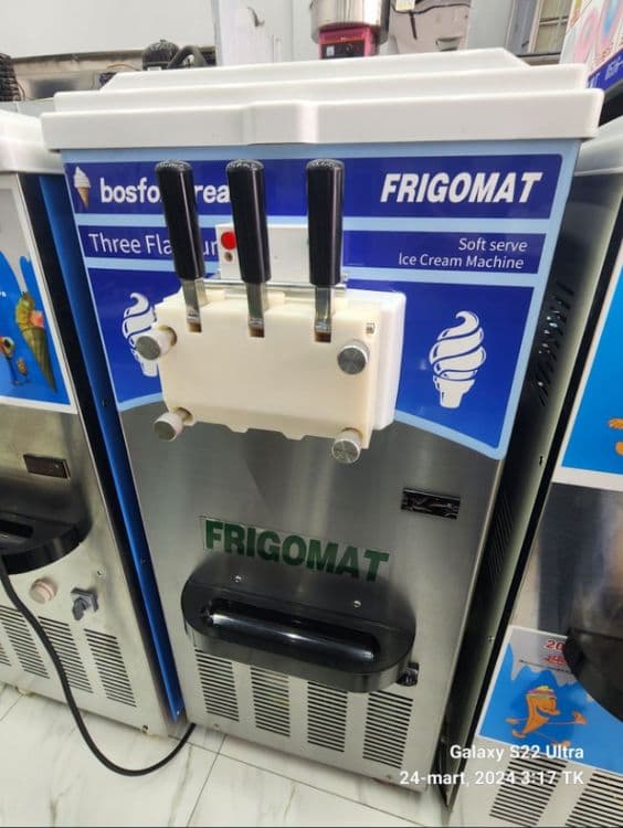 Frezer  frezer  freezer  frizer  freyzer  muzqaymoq aparat 
Fergomat — 2