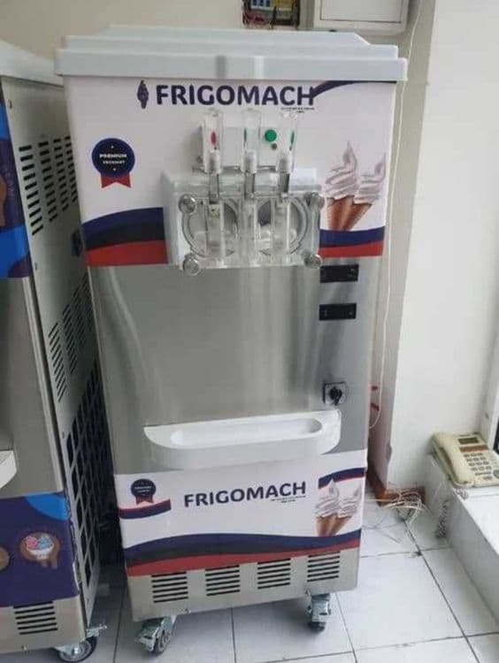 Frezer  frezer  freezer  frizer  freyzer  muzqaymoq aparat 
Fergomat — 7