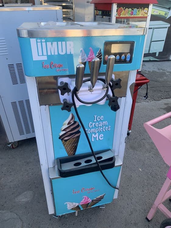 Muzqaymoq aparat frezir 220v kafolat 1yik — 2