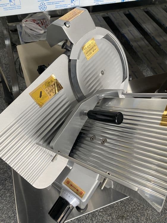 Slayser ingichka gusht kesgich garantiya xitoy aparat — 2
