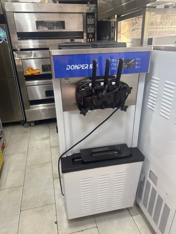 Muzqaymoq Aparat 220w — 1
