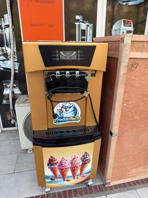 Muzqaymoq Aparat 220w — 3