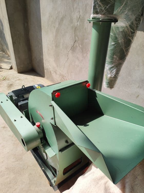 Дробилка Универсал, Drobilka 15 Kw  380 V — 3