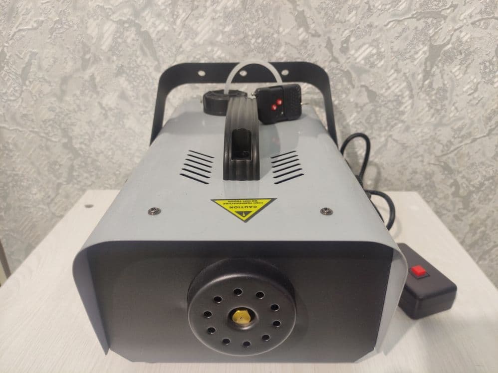 Дым аппарат 1200W — 3
