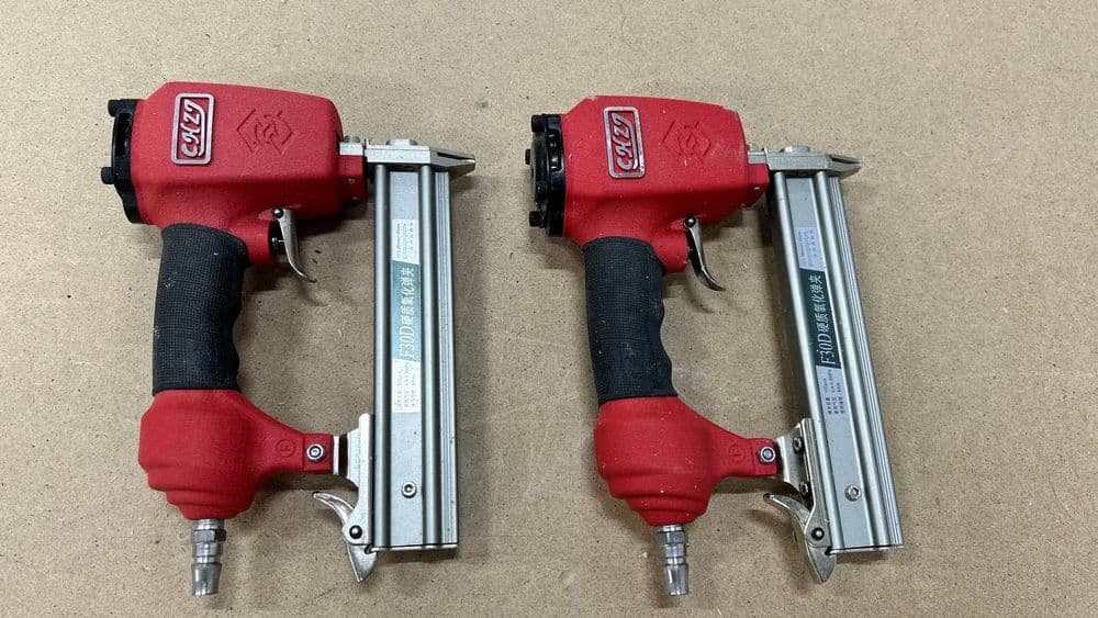 Продаётся пневматический мебельный степлер F30 | Mebel stapleri — 1