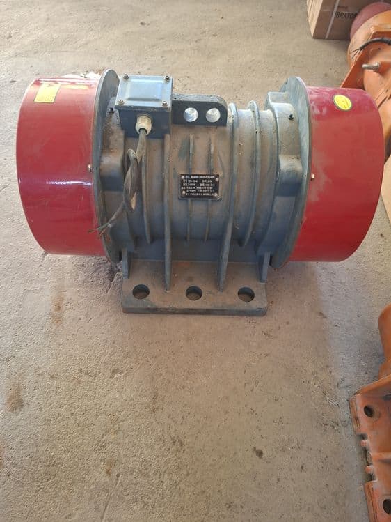 Vibramotor 0.4kv-7kv — 2
