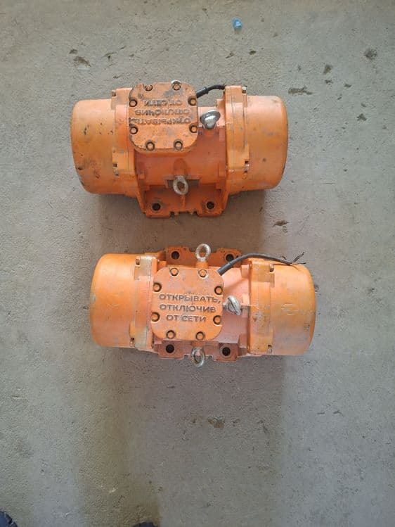 Vibramotor 0.4kv-7kv — 4