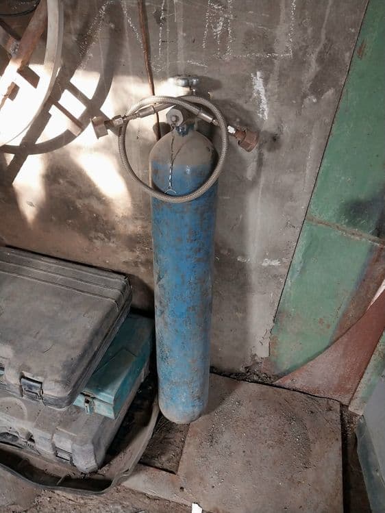 Продаю кислородный баллон с переходником — 2