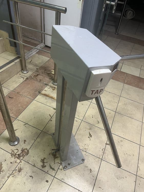 Турникет трипод бу — 2