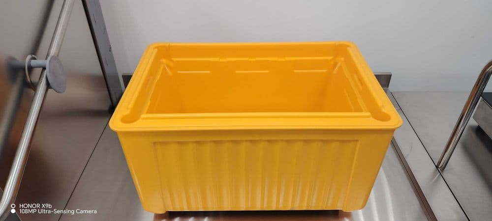 Termobox (Ovqatlarni issiq yoki sovuq holatda saqlab yetkazish uchun) — 2