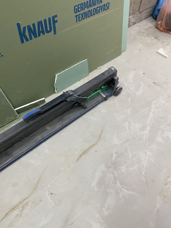 Plitkarez 1.80m uzunligi 2 metr bolish narxi 200$ — 2