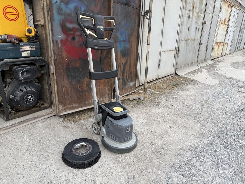* Karcher BDS 33 поломоечная машина для ковров брусчатки кафеля мрамор — 1