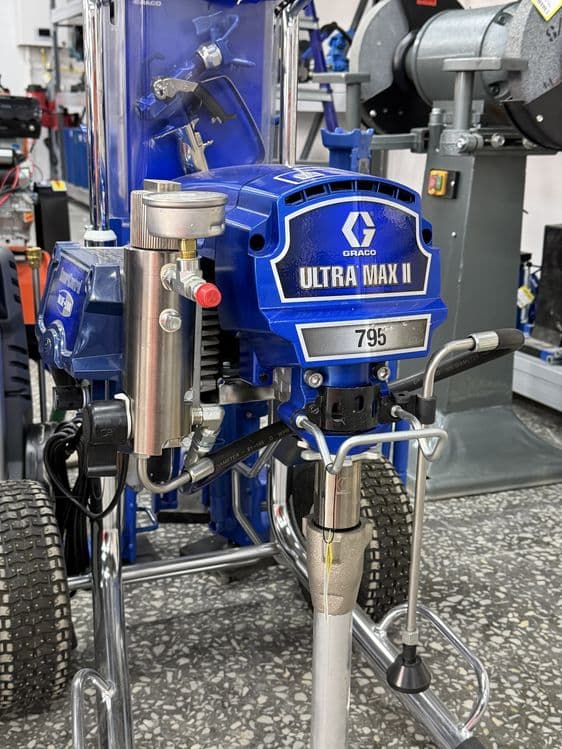 GRACO Окрасочный аппарат. Аппарат окрасочный Graco Kraska sepadigan. — 5