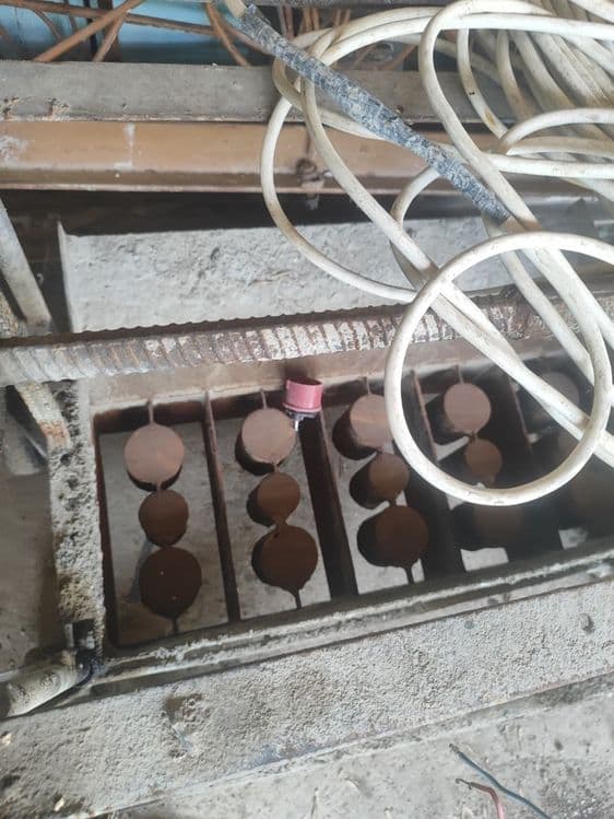 Shlaka blok chiqaradigan texnika 15x30 muommosiz ishlidi. — 1