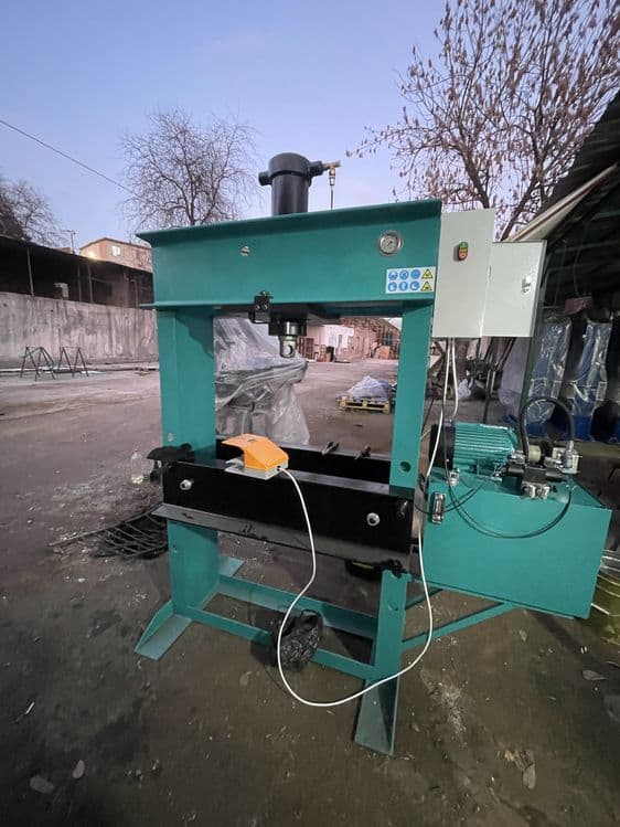 Продаеться пресс 40 тонный — 4