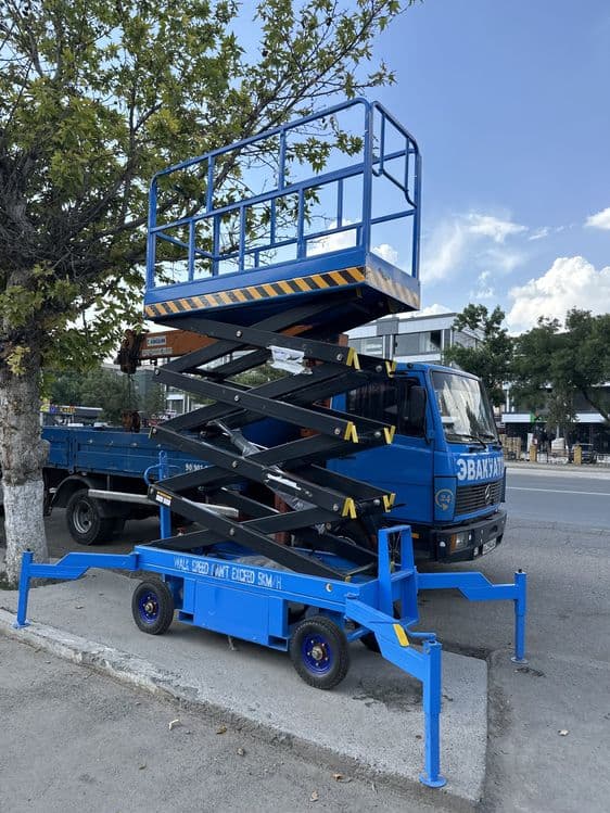 Подъемник ножничный передвижной 500 кг. Padyomnik qaychilik 500kg — 3