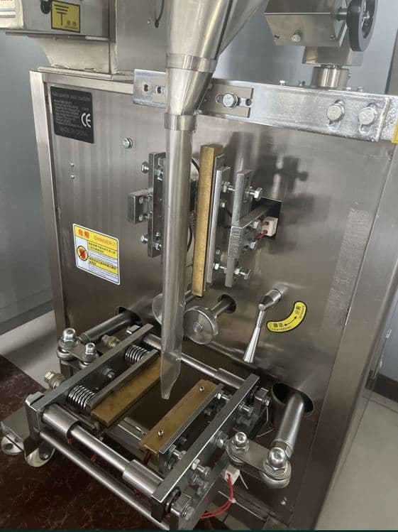 Vertikal avtomat qadoqlash uskunasi 100gr Kukunli maxsulotlar choy kof — 8