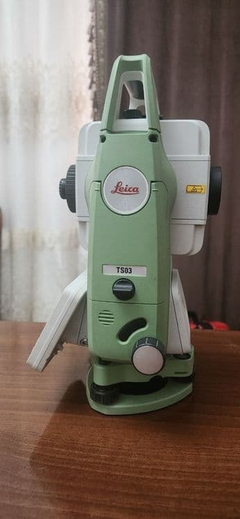 Leica 2024ts 03  5 r500 
Elektronni taxeometr Trimble c5/ Sokkia im-52 — 1