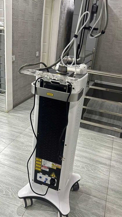 Косметологический аппарат Фракционный лазер SAMFIRA CO2 — 4