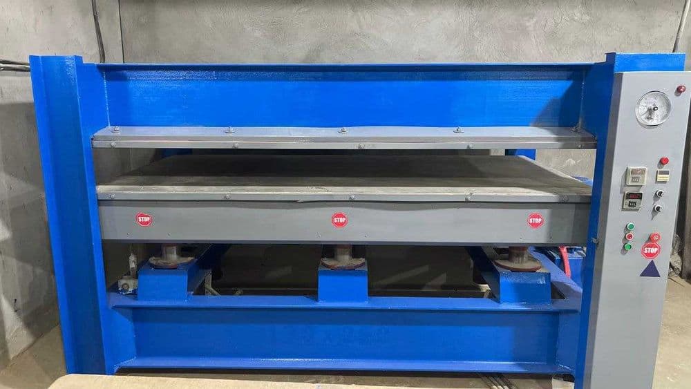 Gidravlik press apparati sotiladi — 4