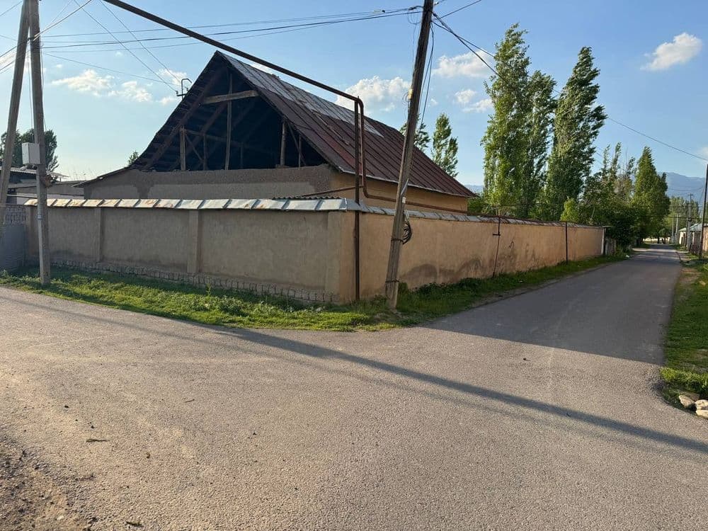 Bustonliq  Tumani Fayiz Kafeni Oldida 5 Sotix Uy — 2