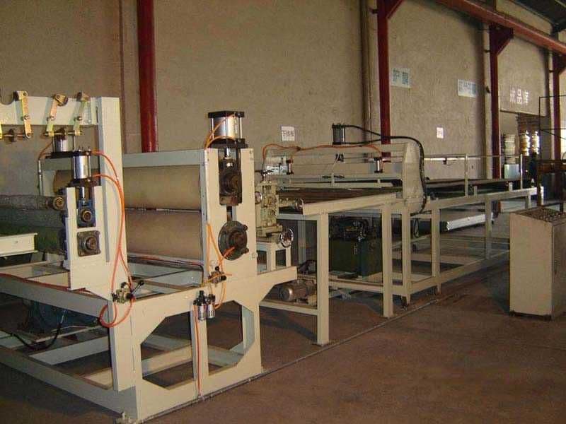 Продается станок для изготовления алюминиевых композитных панелей-АКП — 1