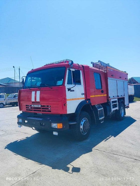 Пожарная автоцистерна среднего класса ац-5,0-40 Камаз 43253 4х2 — 2