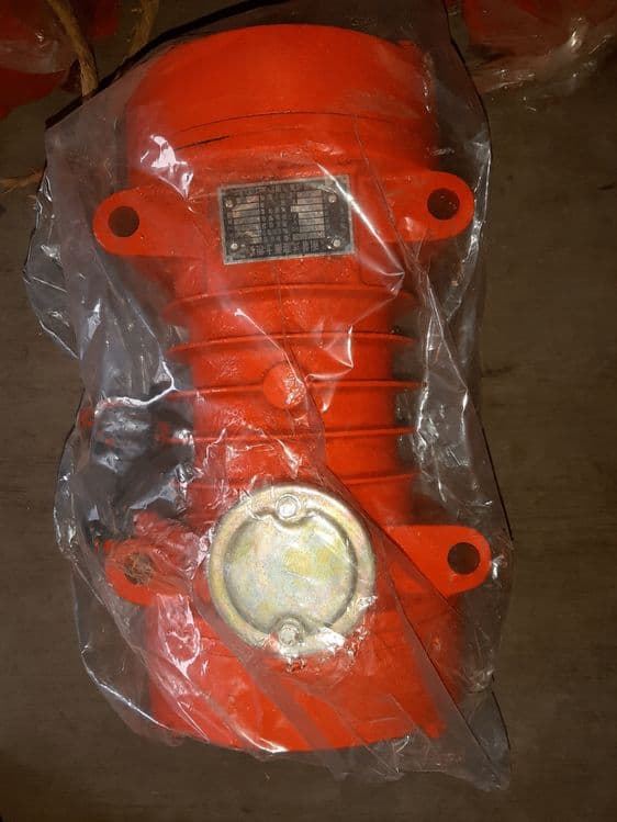 Shlakoblok uskunasi uchun vibramator (beton vibratori) — 2