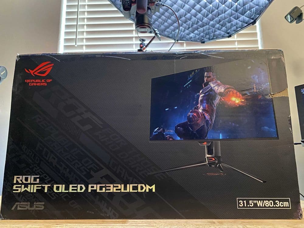 Asus ROG Swift oled PG32UCDM — 1