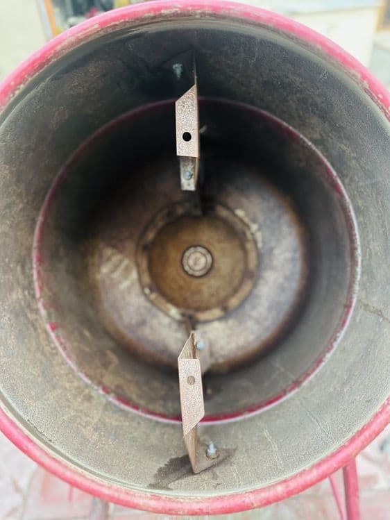 Srochno Beton meshalka yangi 110 litr Arzonga beraman — 3