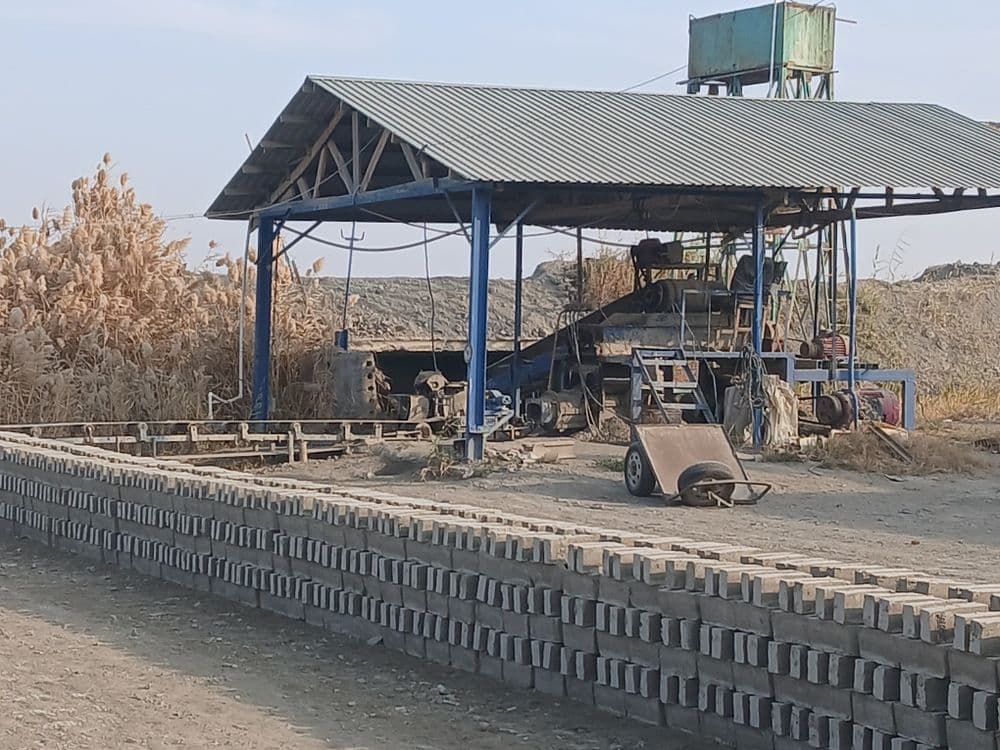 Gisht zavodi sotiladi — 4