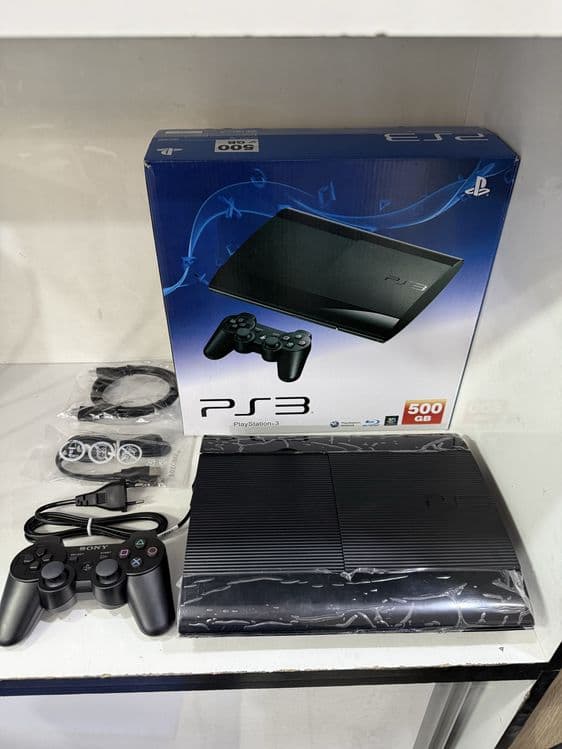 Playstation 3 б/у с играми — 3