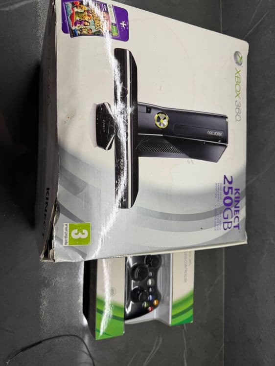 Xbox 360 Kinect + Wireless controller — 1