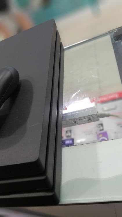 Plestation 4 pro 3 reviziya — 3