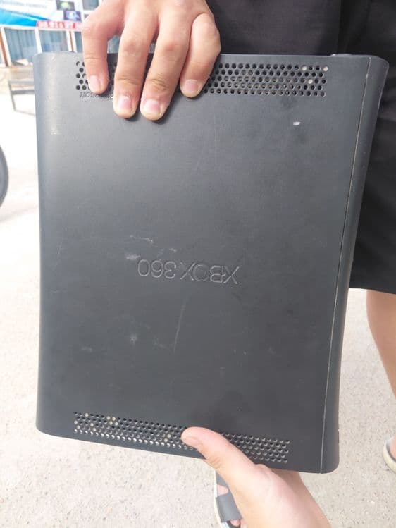 Xbox 360 jostik 1ta oyini yoq akkaunt ochsa boladi — 2