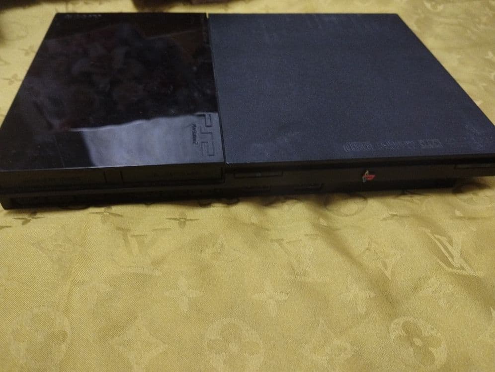 Assalom alekum Playstation Sony 2 Sotiladi — 1