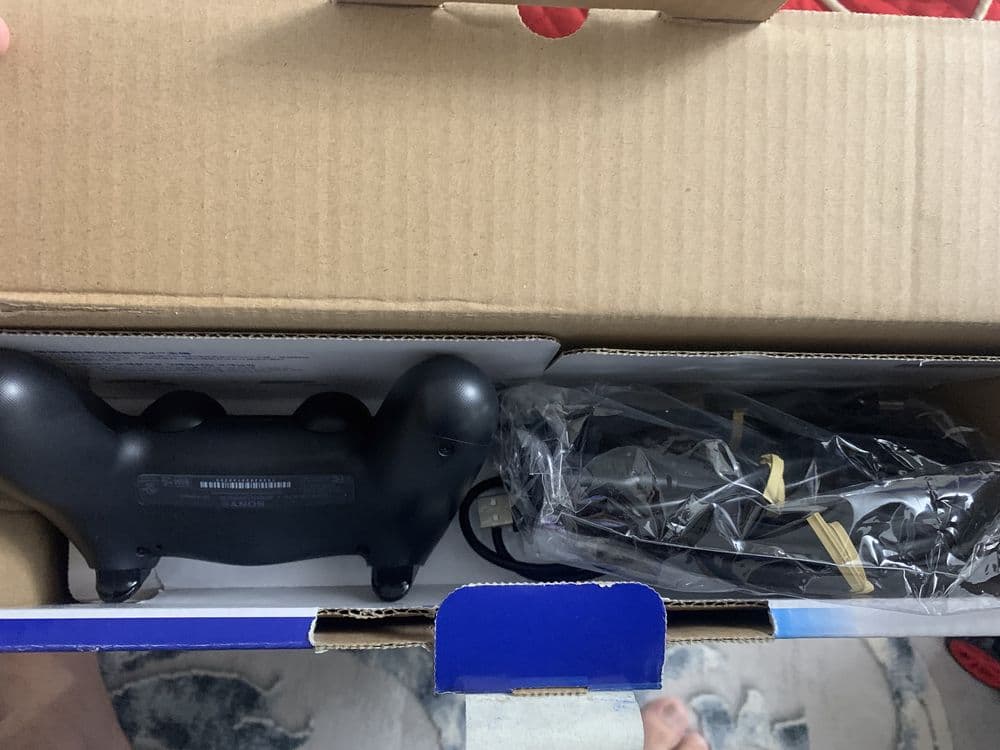 Playstation 4 slim 1TB 1 джестик 17 игр все новинки как на фото — 5