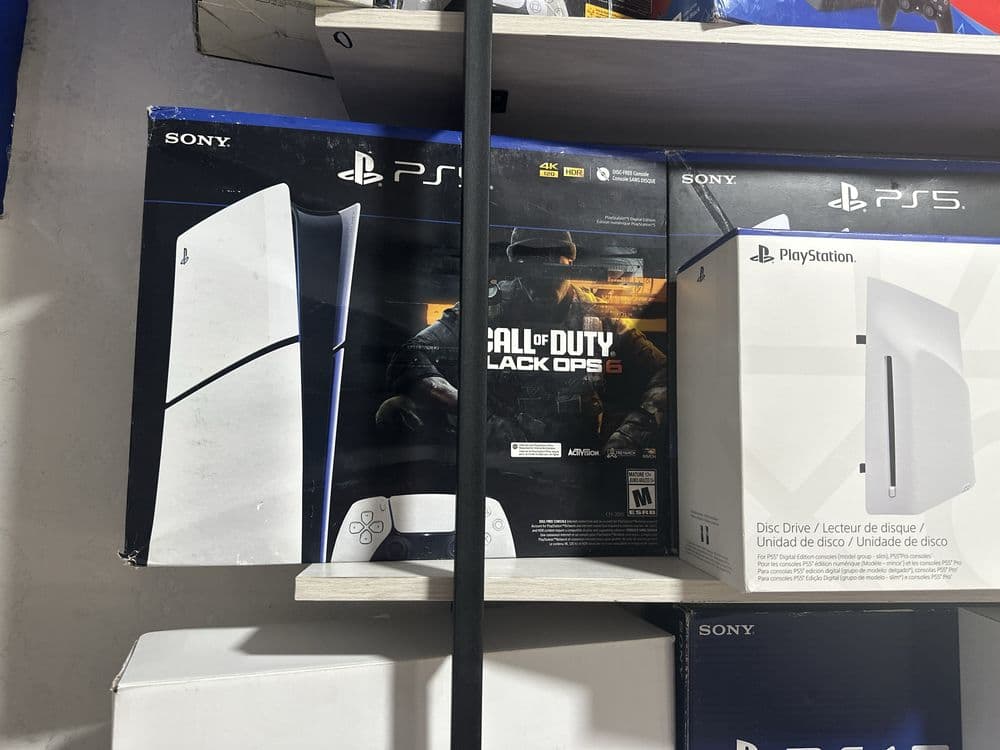 Playstation 5 продам как на фото б.у как новый привозной гарантия год — 4