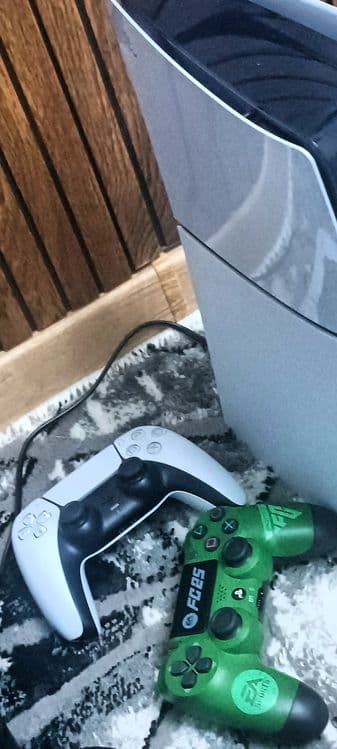 Playstation 5 Slim — 1