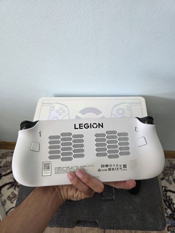 Как новый Lenovo Legion Go S 16/1TB — 2