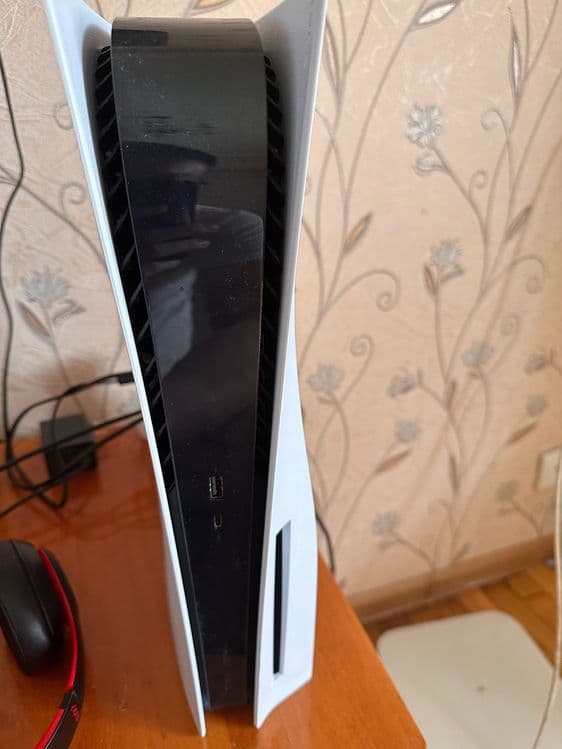 Sony PlayStation 5 — 4