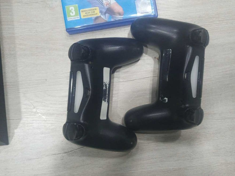 Sony Playstation 4 PS4 — 6