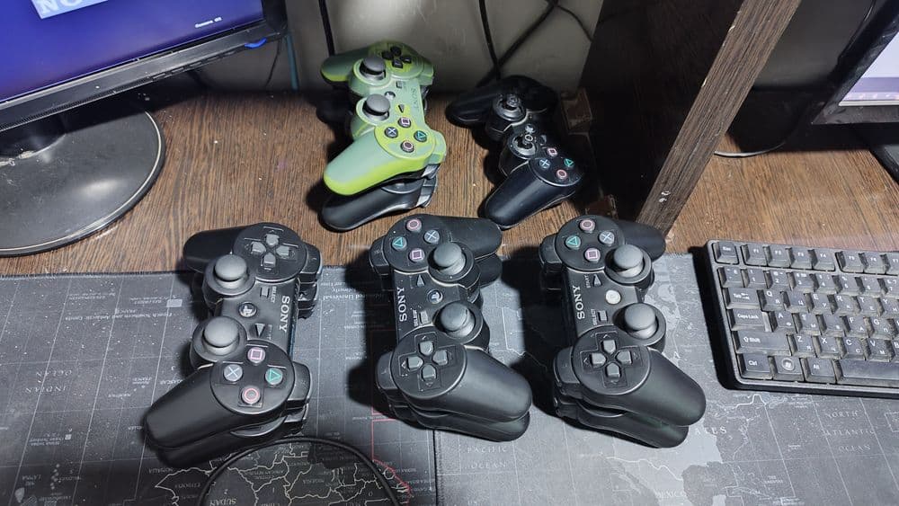 Playstation 3  3ta 13ta joystick orginal 43Tv 3ta — 3