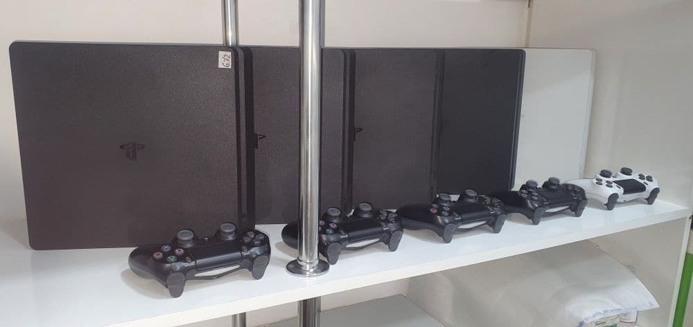 Ps4 slim playstation korreyadan kelgan sony pristavka tayyor biznes — 3