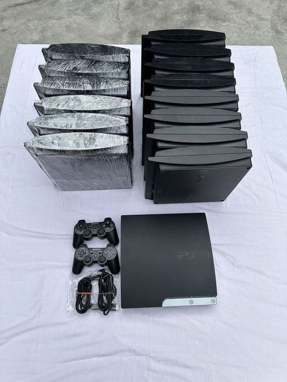 Ps3 playstation pristavka lar uyinlari bilan tayyor sotiladi — 3