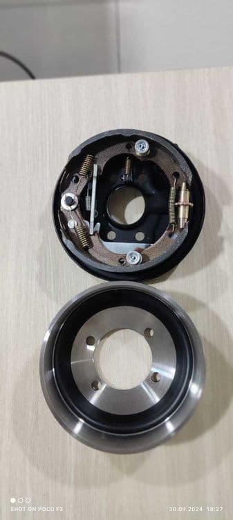 Барабан ручного тормоза ISUZU в сборе нкр71 30$ — 1