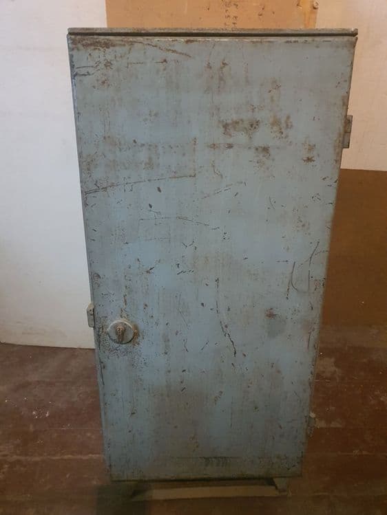 Продаётся Сейф 113×50×35 — 2