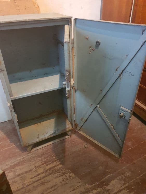Продаётся Сейф 113×50×35 — 5