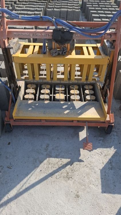 Шлакоблок апарат — 1