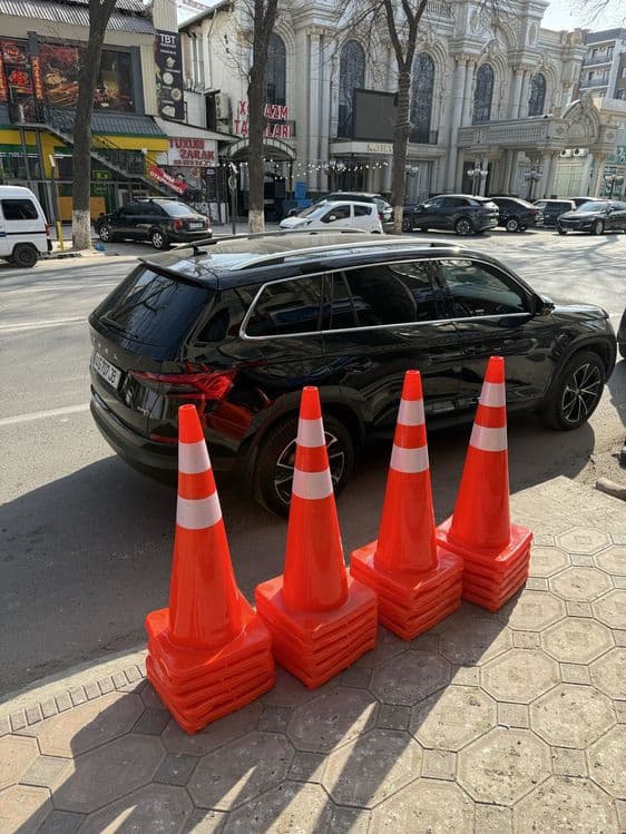 Дорожние конус 90 см — 1